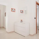 Apartament Station By Casanapoletana Neapol