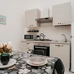 Station By Casanapoletana Apartament