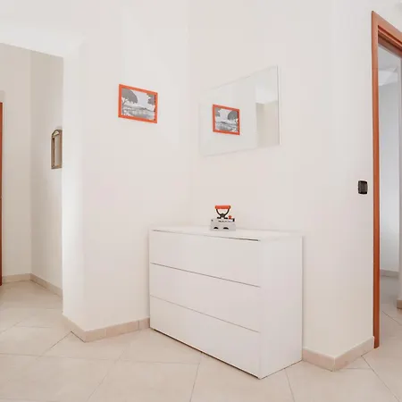 Apartamento Station By Casanapoletana Nápoles